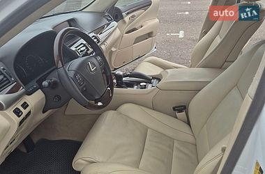 Седан Lexus LS 2013 в Киеве
