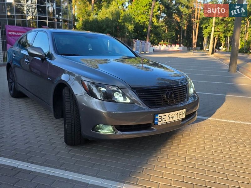 Lexus LS 2007