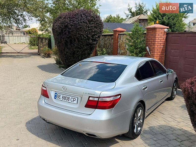 Седан Lexus LS 2007 в Миколаєві