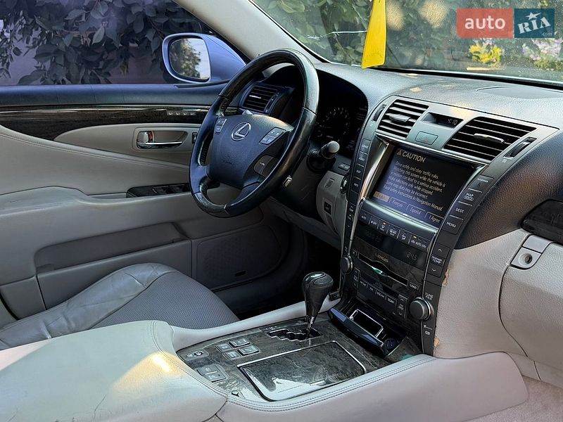 Седан Lexus LS 2007 в Одесі