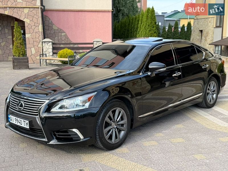 Седан Lexus LS 2012 в Тернополі