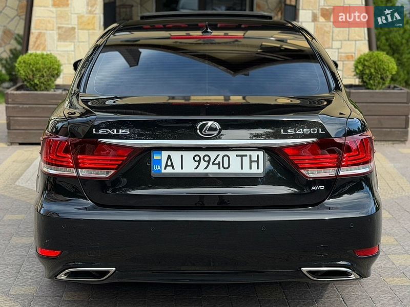 Седан Lexus LS 2012 в Тернополі