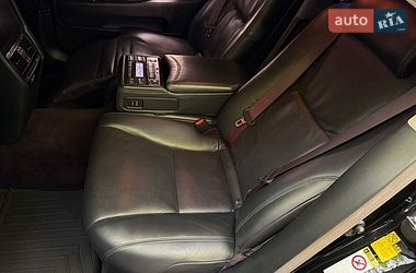 Седан Lexus LS 2012 в Тернополі