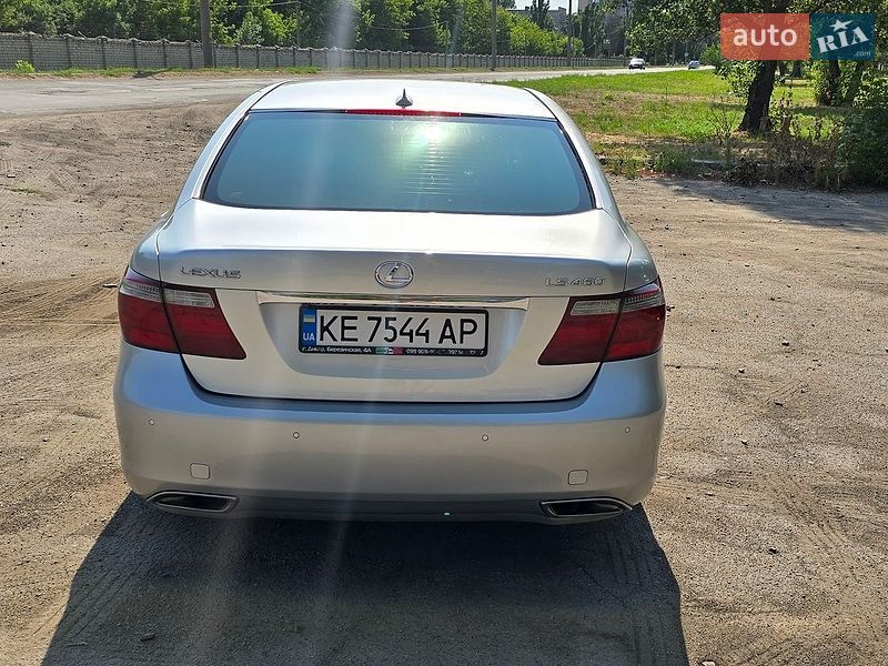 Седан Lexus LS 2007 в Самарі