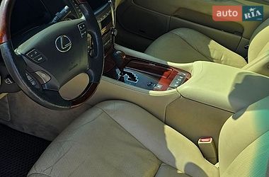 Седан Lexus LS 2007 в Самарі