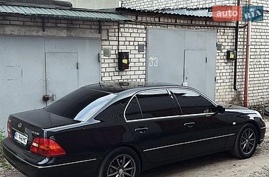 Седан Lexus LS 2002 в Києві