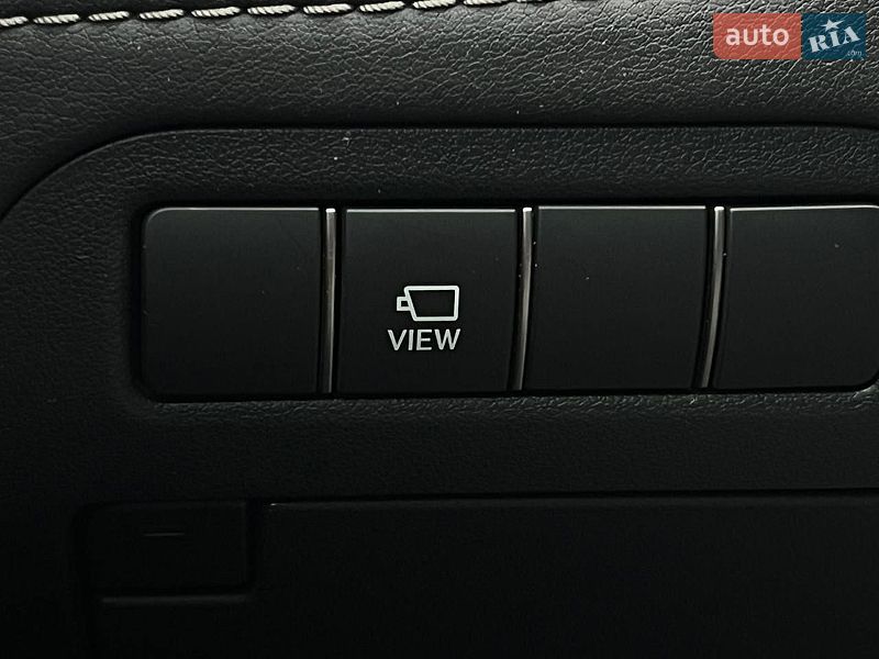 Седан Lexus LS 2018 в Киеве