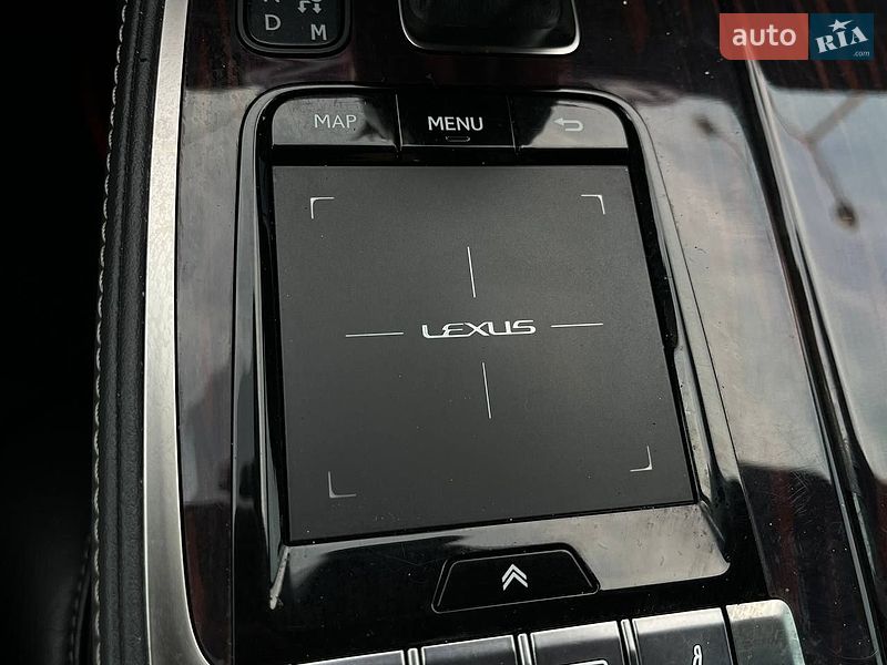 Седан Lexus LS 2018 в Киеве