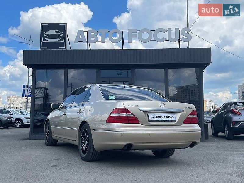 Седан Lexus LS 2005 в Киеве