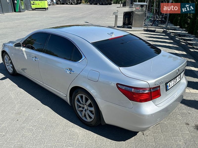 Седан Lexus LS 2007 в Ивано-Франковске