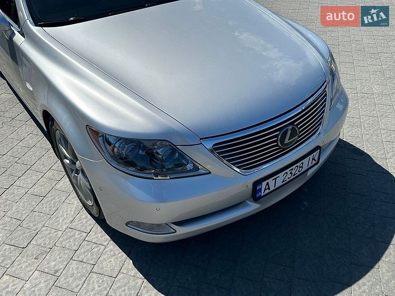 Седан Lexus LS 2007 в Ивано-Франковске