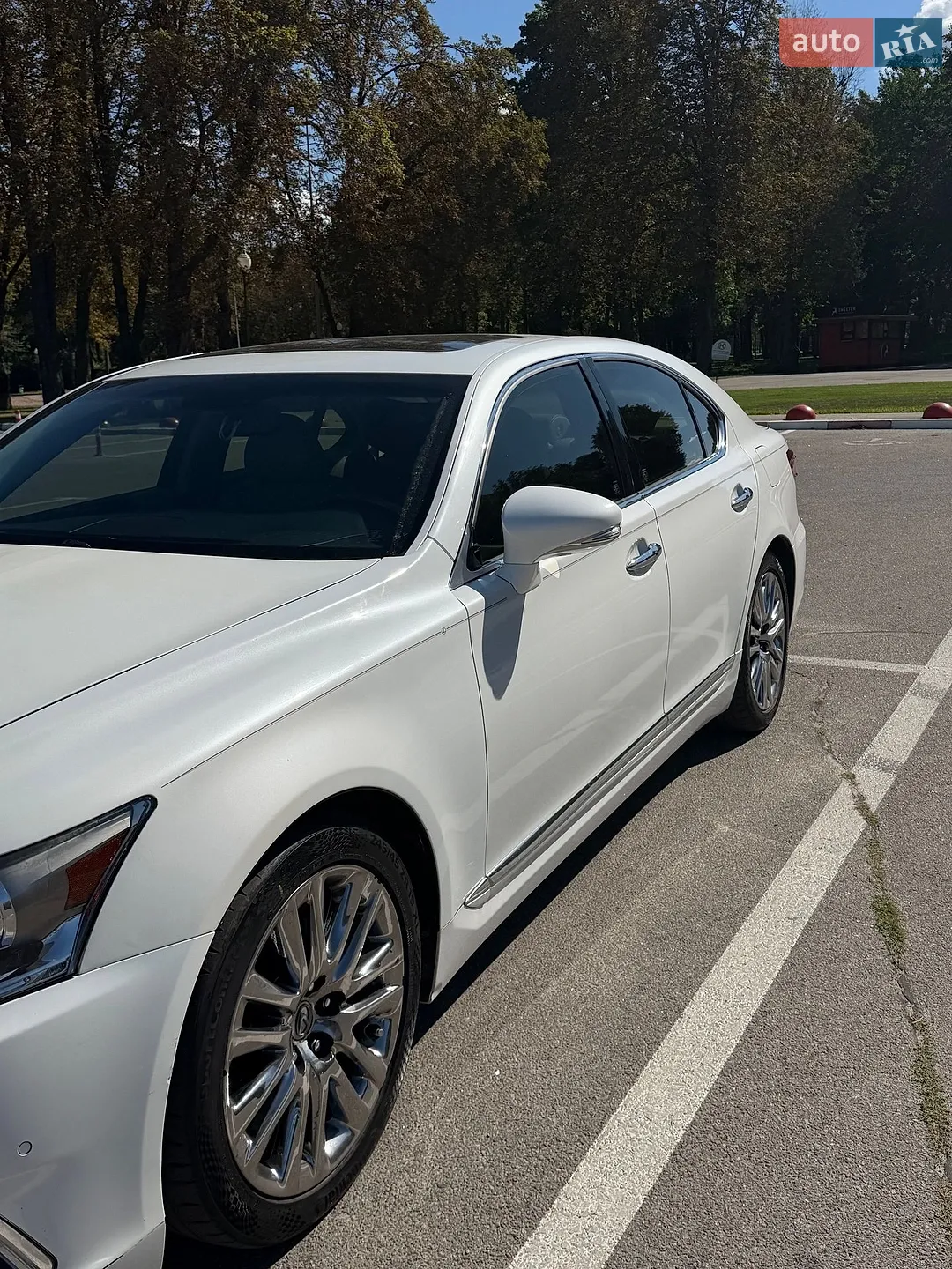 2013 Lexus LS - мініатюра 4