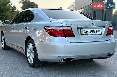 Седан Lexus LS 2008 в Дніпрі
