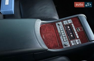 Седан Lexus LS 2008 в Дніпрі