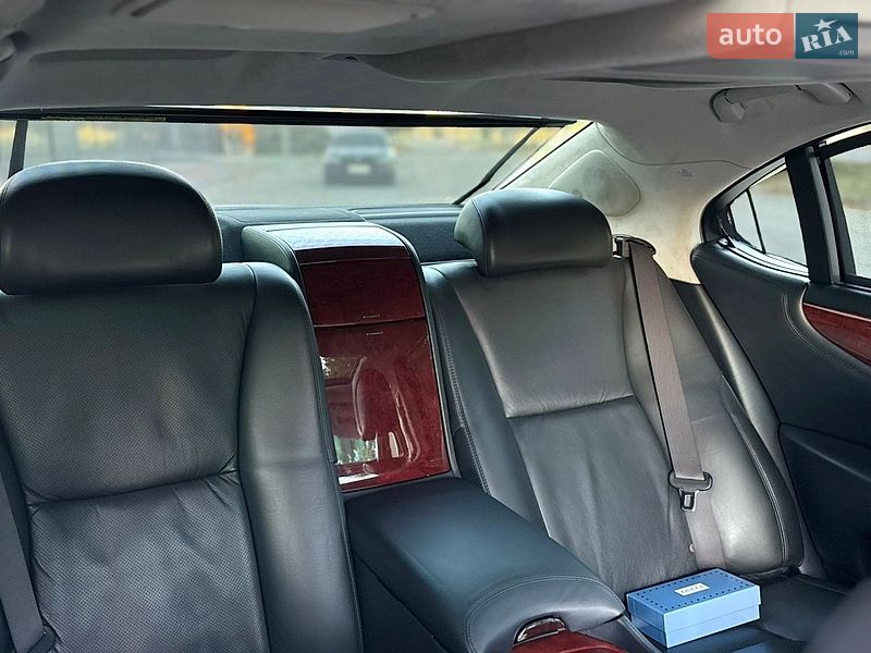 Седан Lexus LS 2008 в Дніпрі