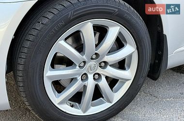 Седан Lexus LS 2008 в Дніпрі