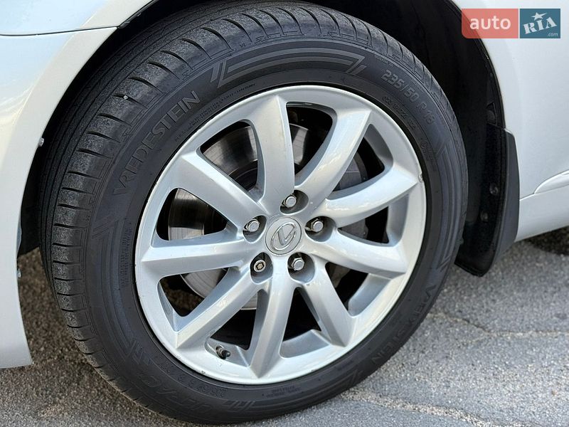 Седан Lexus LS 2008 в Дніпрі