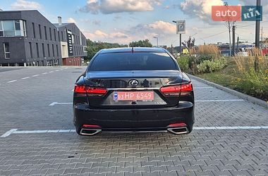 Седан Lexus LS 2023 в Львові
