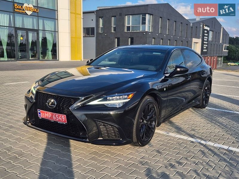 Седан Lexus LS 2023 в Львові