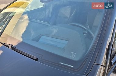 Седан Lexus LS 2023 в Львові