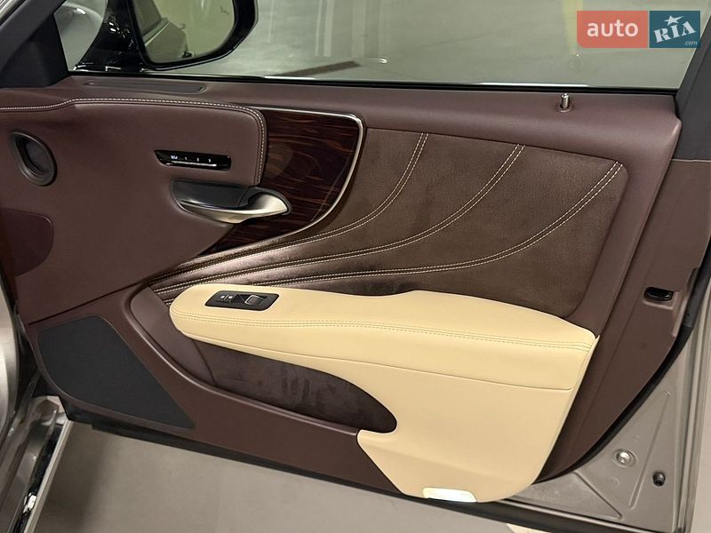 Седан Lexus LS 2020 в Києві