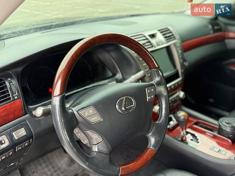 Седан Lexus LS 2011 в Одесі фото 16 Седан Lexus LS 2011 в Одесі