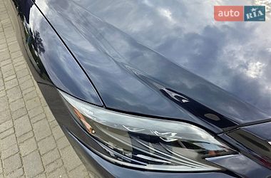 Седан Lexus LS 2019 в Запоріжжі