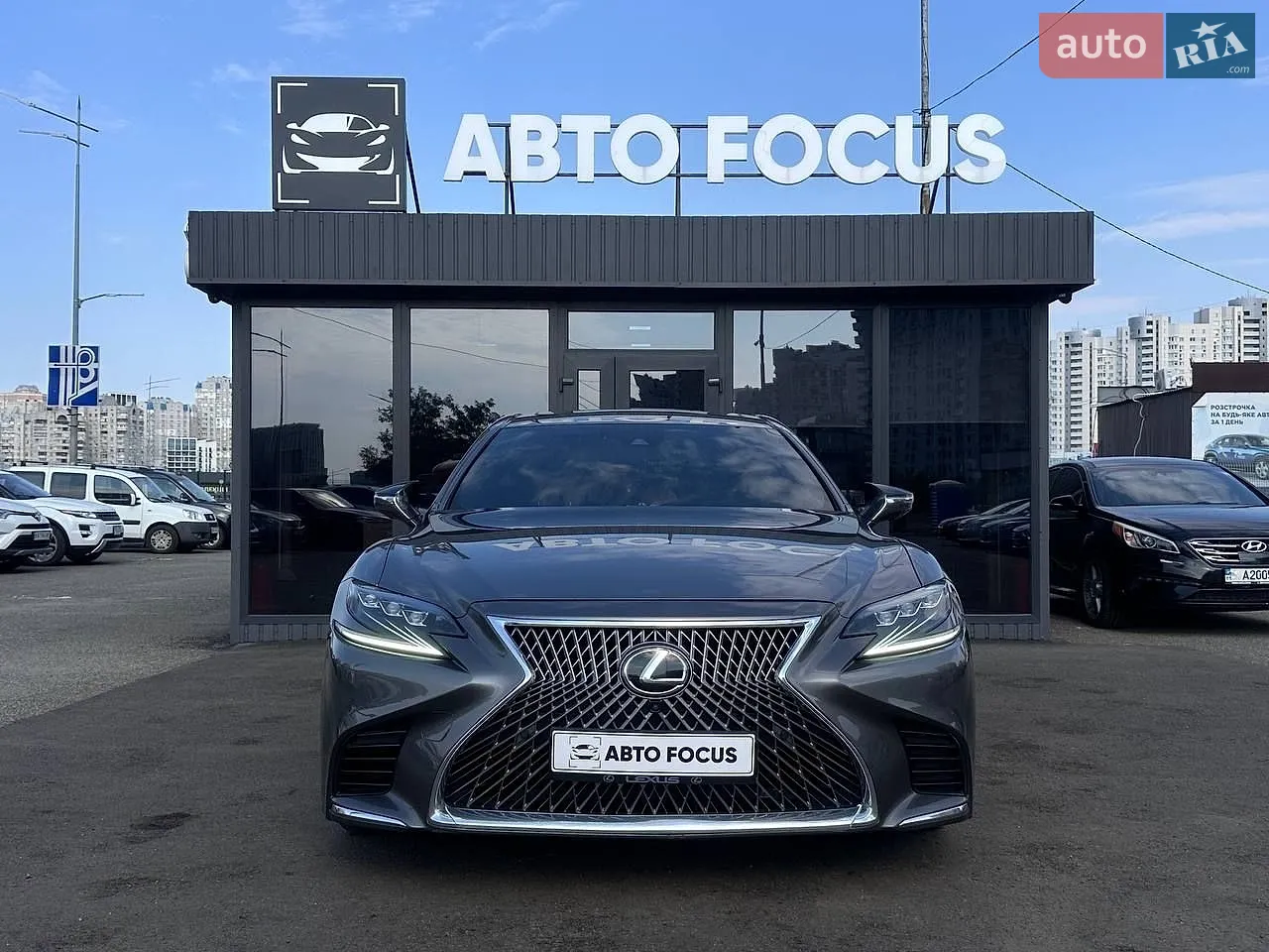 2018 Lexus LS - мініатюра 3