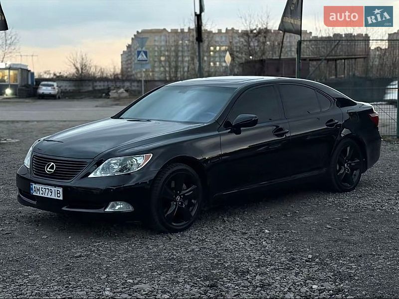 Седан Lexus LS 2007 в Киеве