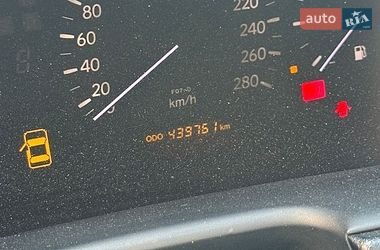 Седан Lexus LS 2003 в Киеве