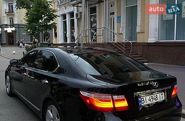 Седан Lexus LS 2007 в Полтаве