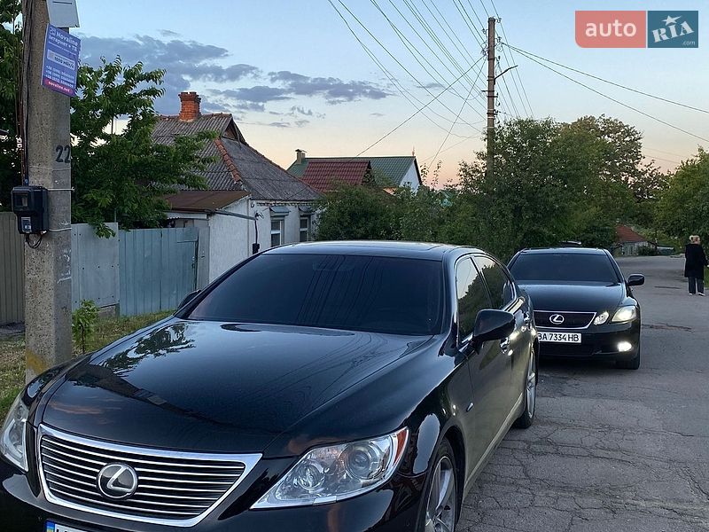 Седан Lexus LS 2007 в Полтаве