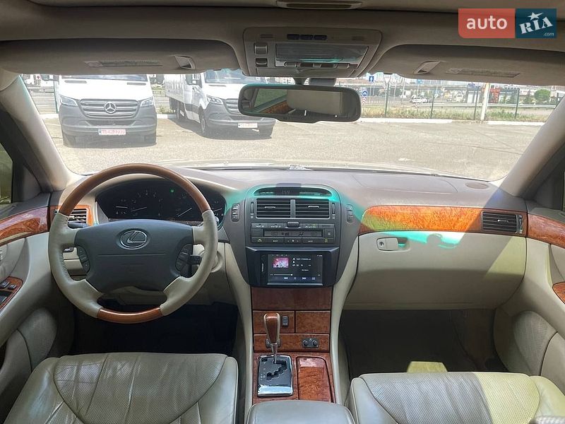 Седан Lexus LS 2005 в Києві