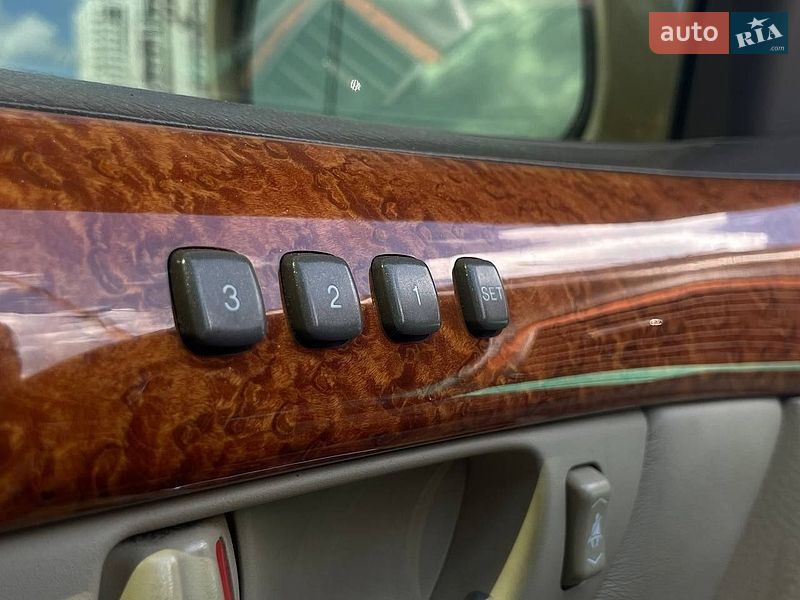 Седан Lexus LS 2005 в Києві