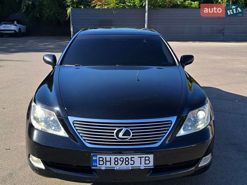 Седан Lexus LS 2007 в Одесі
