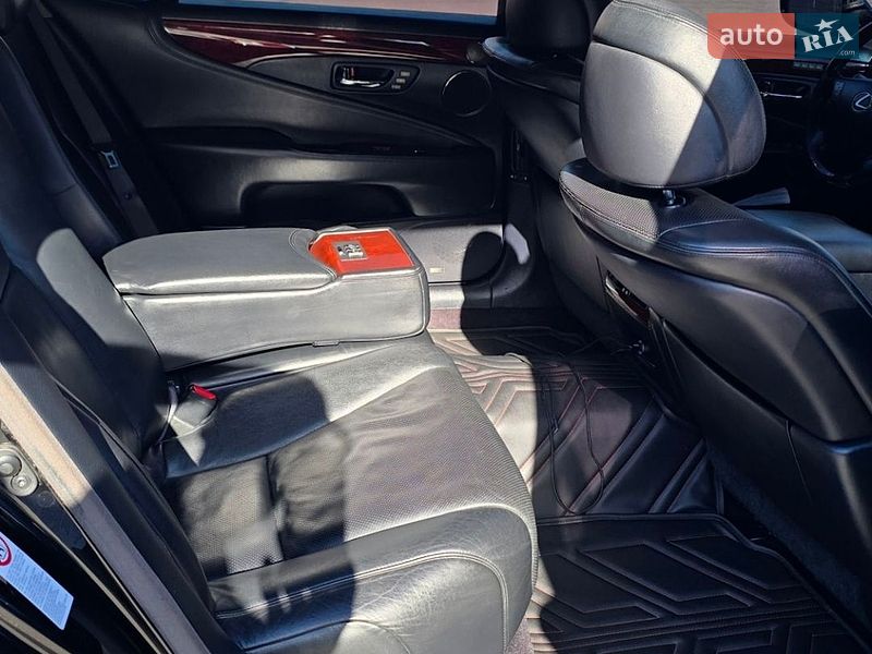 Седан Lexus LS 2007 в Одесі