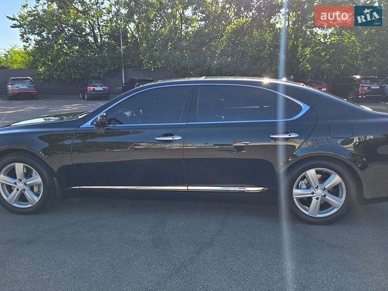 Седан Lexus LS 2007 в Одесі