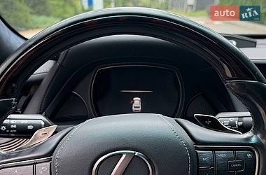 Седан Lexus LS 2018 в Киеве