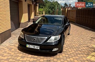Седан Lexus LS 2008 в Киеве
