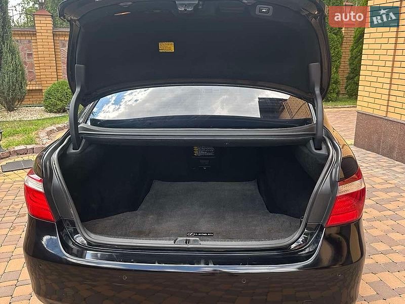 Седан Lexus LS 2008 в Киеве