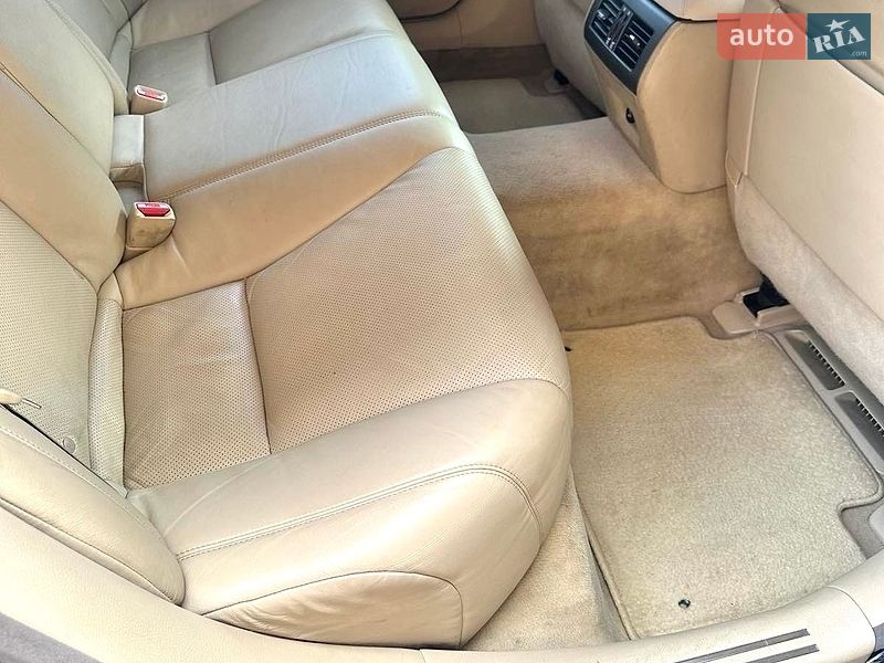 Седан Lexus LS 2008 в Киеве