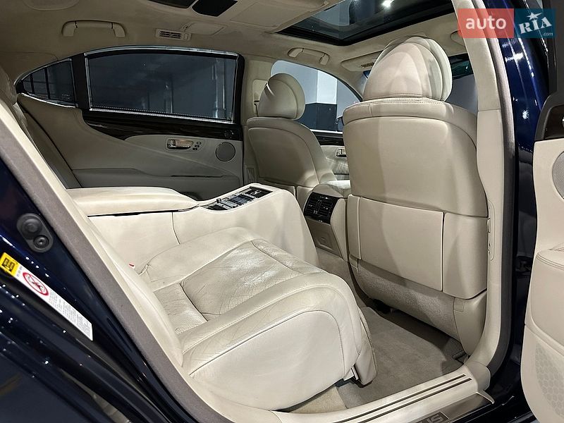 Седан Lexus LS 2006 в Одессе