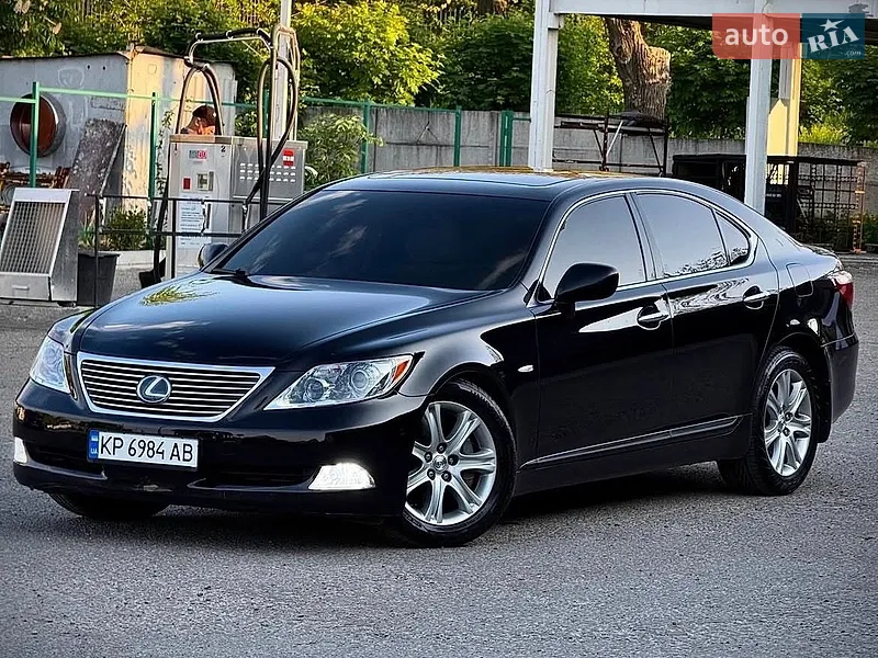 Lexus LS 2008