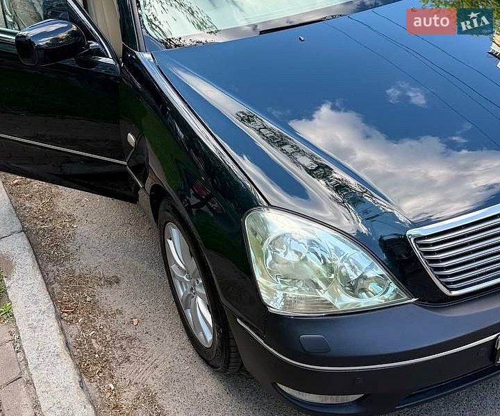 Седан Lexus LS 2000 в Киеве
