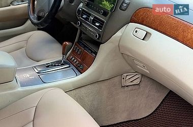 Седан Lexus LS 2000 в Киеве