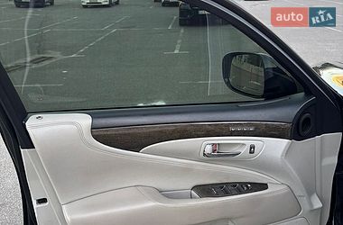 Седан Lexus LS 2007 в Киеве