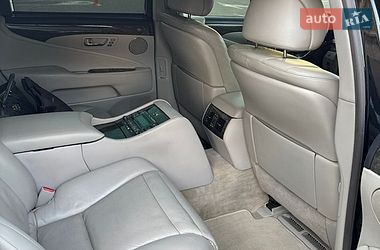 Седан Lexus LS 2007 в Киеве