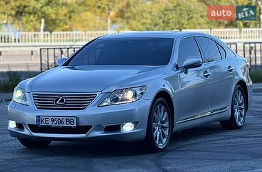 Седан Lexus LS 2010 в Днепре