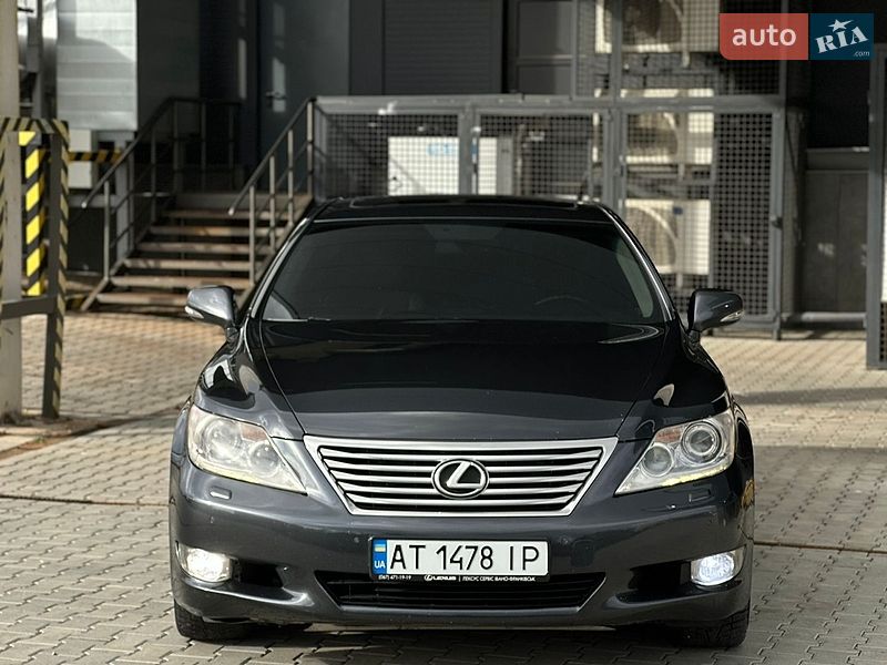 Lexus LS 2010