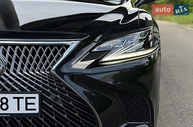Седан Lexus LS 2018 в Киеве